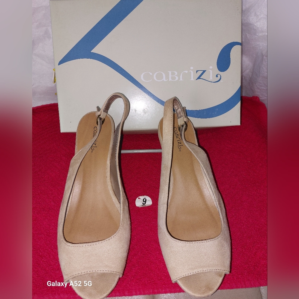 CABRIZI Womens wedge heels w/box - Picture 2 of 6